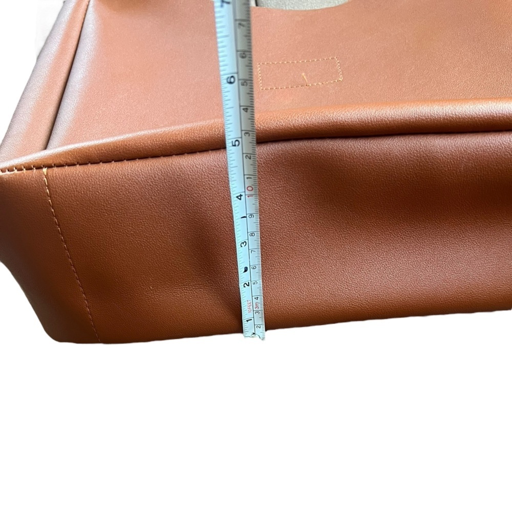 Neiman Marcus Brown Hobo Genuine Leather Shoulder Bag - Picture 7 of 9